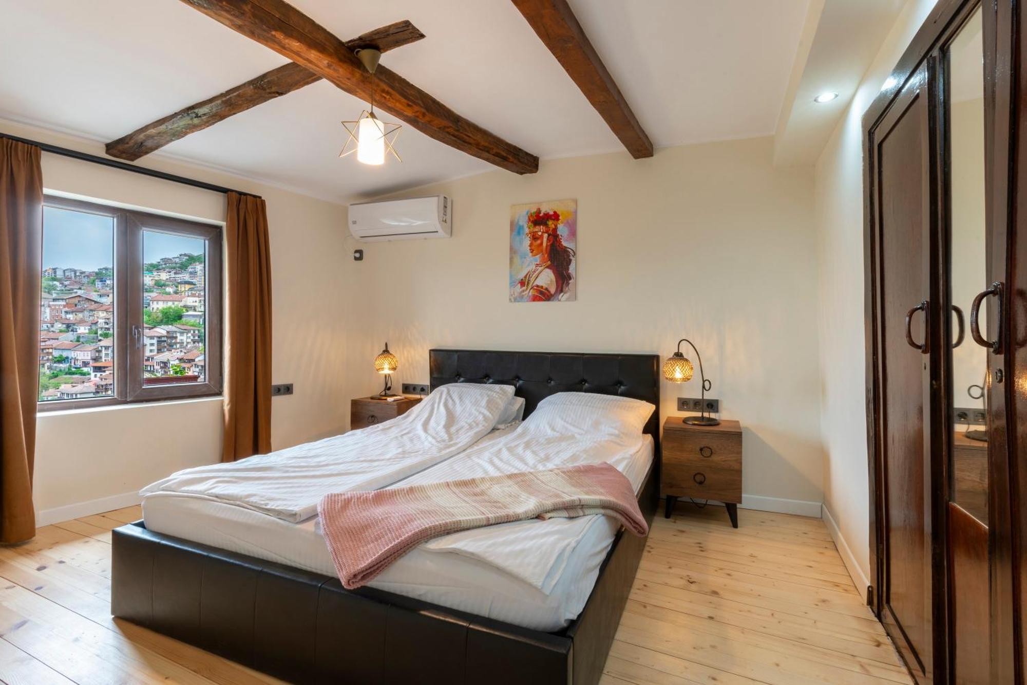 Bobevata Guest House - Floor 2 - Stunning View Old Town Велико Търново Екстериор снимка